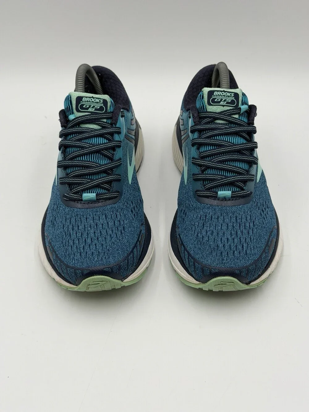 N/A brooks adrenaline